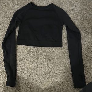 Long sleeve workout crop